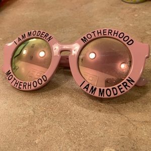 LB brand “I am modern motherhood” sunnies